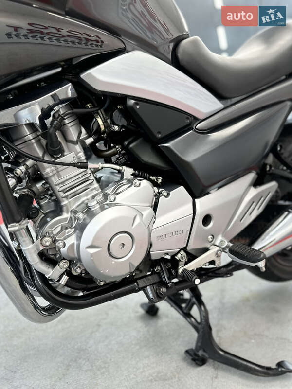 Спортбайк Suzuki GSR 250 2013 в Одессе