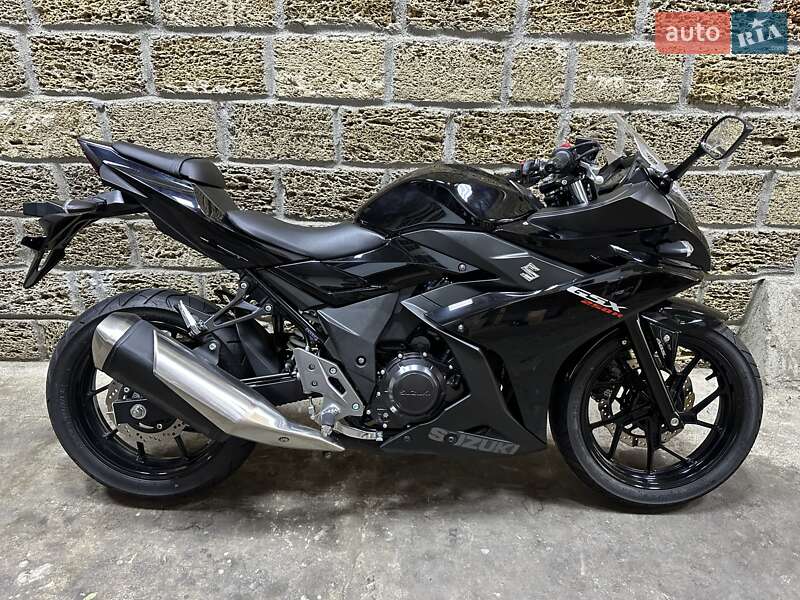 Спортбайк Suzuki GSR 250 2021 в Одессе