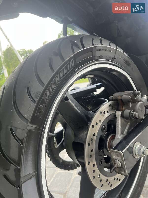 Мотоцикл Без обтекателей (Naked bike) Suzuki GSR 250 2016 в Виннице