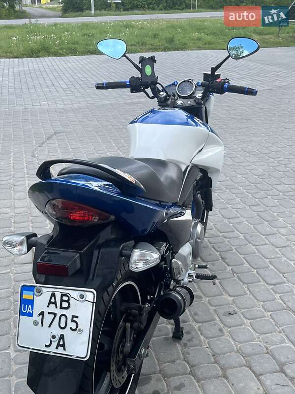 Мотоцикл Без обтекателей (Naked bike) Suzuki GSR 250 2016 в Виннице