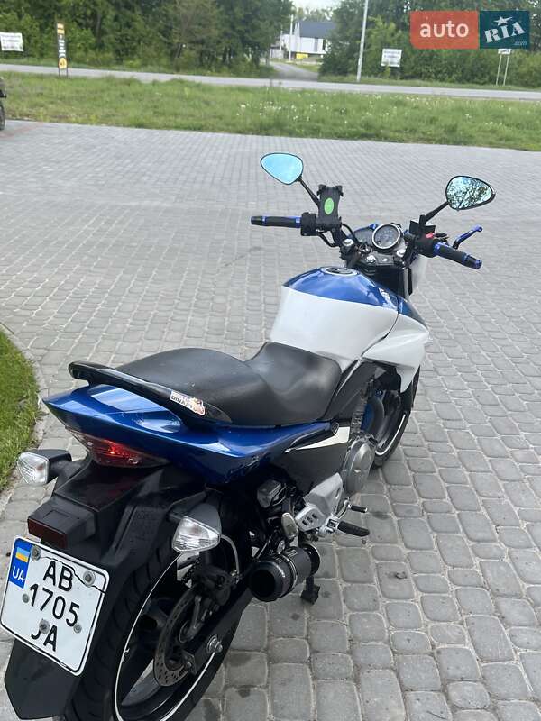 Мотоцикл Без обтекателей (Naked bike) Suzuki GSR 250 2016 в Виннице