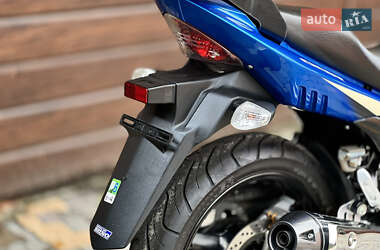 Мотоцикл Классік Suzuki GSR 250 2016 в 