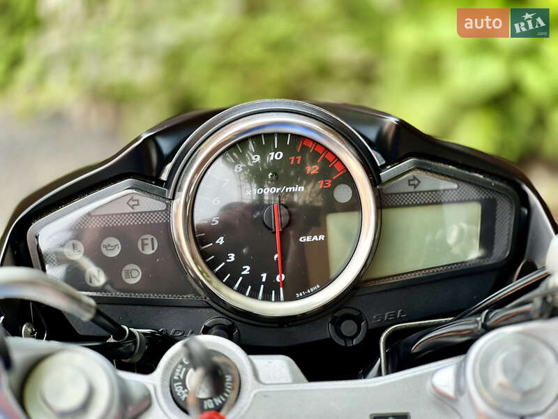 Мотоцикл Классик Suzuki GSR 250 2016 в Виннице