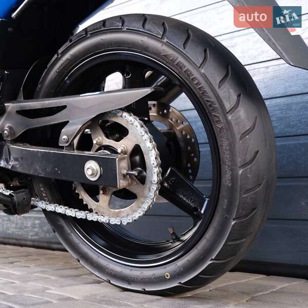 Мотоцикл Без обтекателей (Naked bike) Suzuki GSR 250 2015 в Белой Церкви фото 9 Мотоцикл Без обтекателей (Naked bike) Suzuki GSR 250 2015 в Белой Церкви