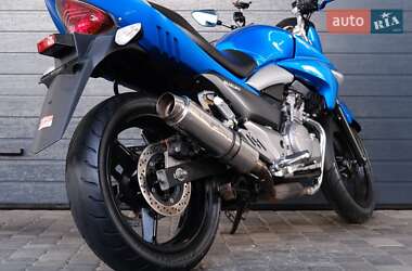 Мотоцикл Без обтекателей (Naked bike) Suzuki GSR 250 2015 в 