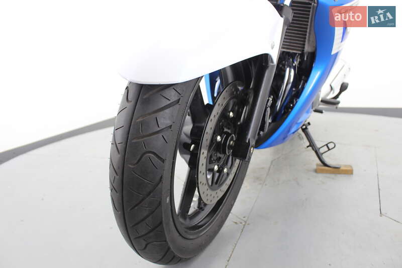 Мотоцикл Спорт-туризм Suzuki GSR 250 2017 в Гнивани