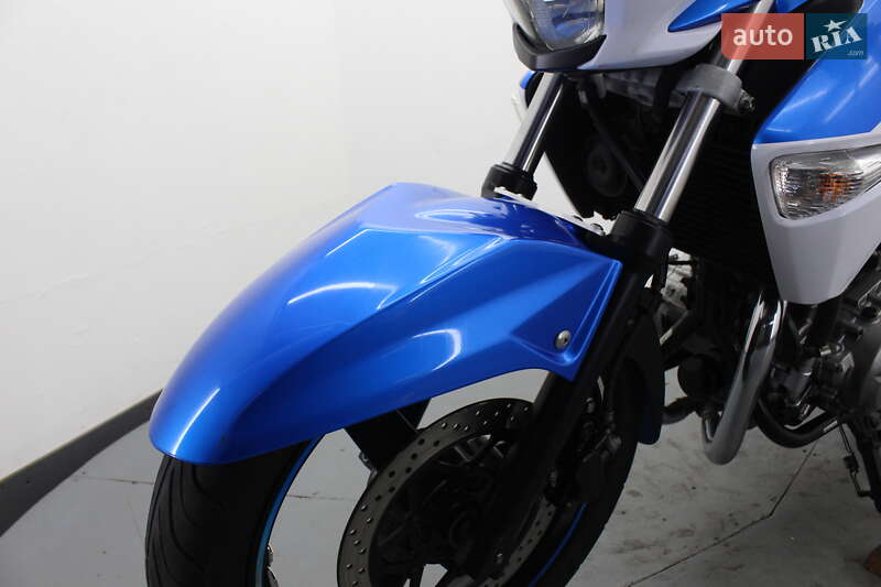 Мотоцикл Без обтекателей (Naked bike) Suzuki GSR 250 2015 в Гнивани