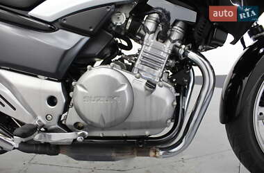 Мотоцикл Спорт-туризм Suzuki GSR 250 2017 в 