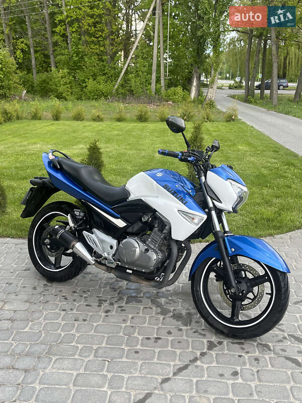 Мотоцикл Без обтекателей (Naked bike) Suzuki GSR 250 2016 в Виннице фото 2 Мотоцикл Без обтекателей (Naked bike) Suzuki GSR 250 2016 в Виннице