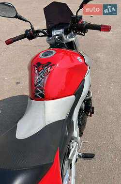 Мотоцикл Без обтекателей (Naked bike) Suzuki GSR 400 2006 в 