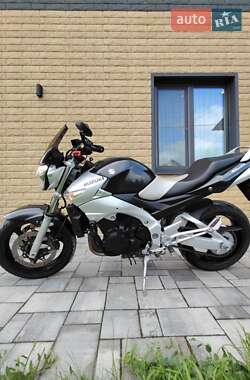 Мотоцикл Без обтекателей (Naked bike) Suzuki GSR 400 2006 в Берёзовке