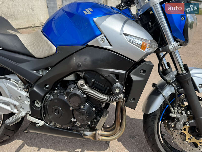 Мотоцикл Без обтекателей (Naked bike) Suzuki GSR 400 2009 в Сновске фото 11 Мотоцикл Без обтекателей (Naked bike) Suzuki GSR 400 2009 в Сновске