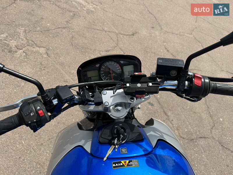 Мотоцикл Без обтекателей (Naked bike) Suzuki GSR 400 2009 в Сновске фото 17 Мотоцикл Без обтекателей (Naked bike) Suzuki GSR 400 2009 в Сновске