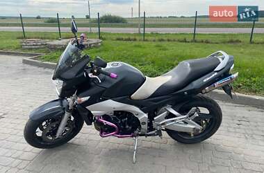 Мотоцикл Без обтекателей (Naked bike) Suzuki GSR 400 2006 в 