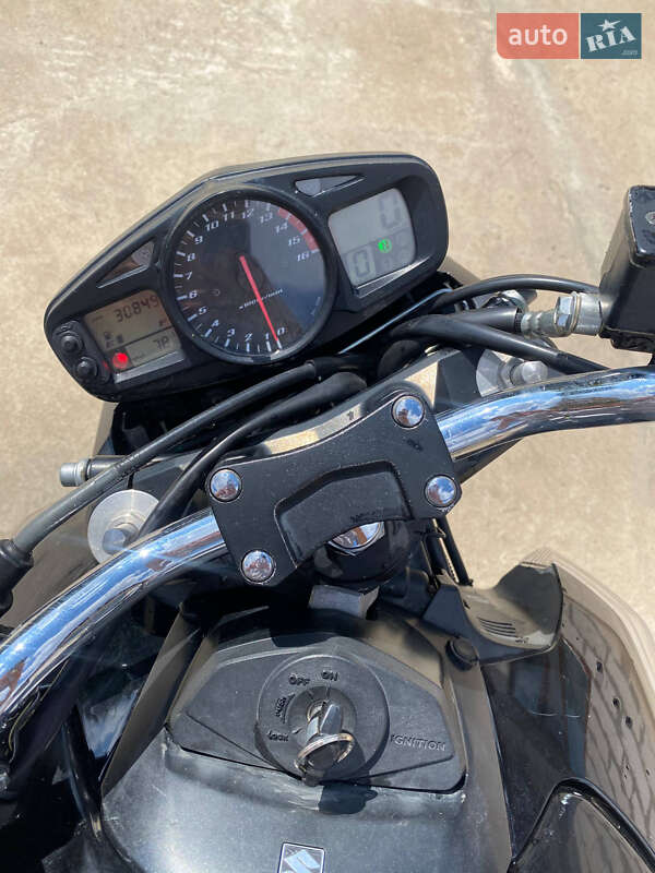 Мотоцикл Без обтікачів (Naked bike) Suzuki GSR 400 2014 в Болграді