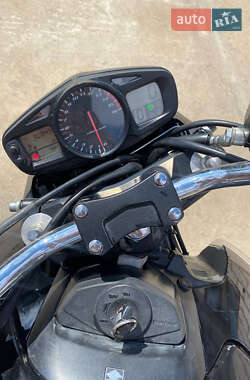 Мотоцикл Без обтекателей (Naked bike) Suzuki GSR 400 2014 в 