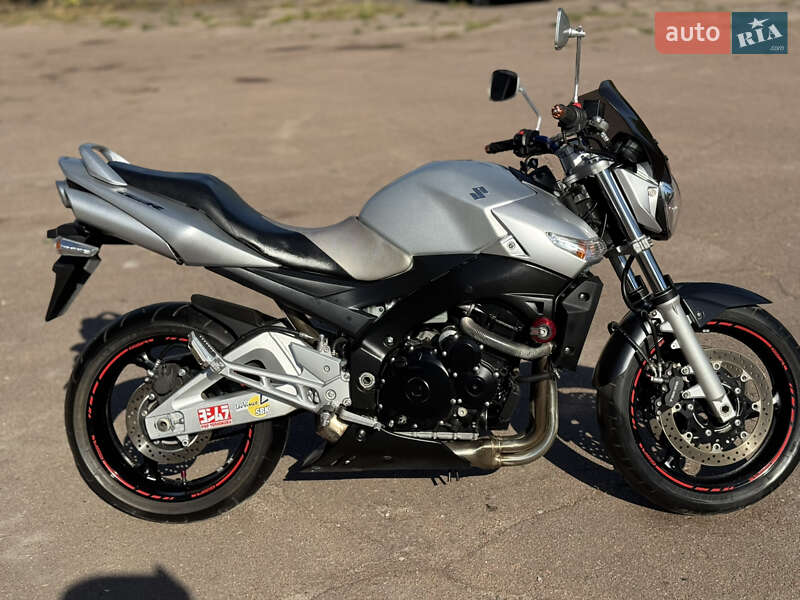 Мотоцикл Без обтекателей (Naked bike) Suzuki GSR 400 2007 в Сновске