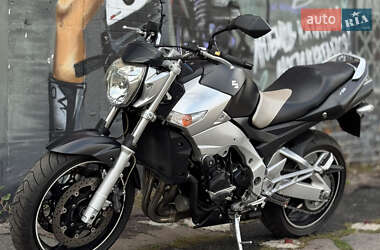 Мотоцикл Без обтекателей (Naked bike) Suzuki GSR 400 2012 в 