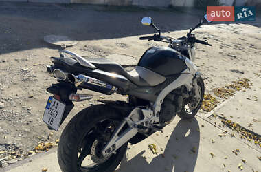 Мотоцикл Классик Suzuki GSR 400 2007 в 