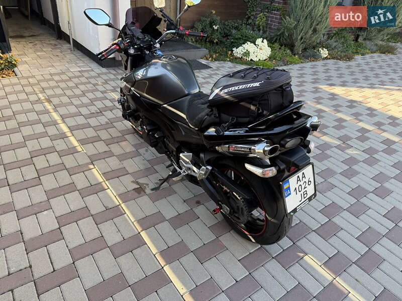 Мотоцикл Без обтікачів (Naked bike) Suzuki GSR 400 2010 в Києві