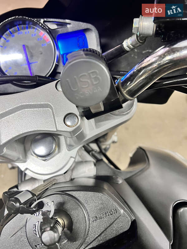 Мотоцикл Без обтекателей (Naked bike) Suzuki GSR 400 2008 в Житомире фото 7 Мотоцикл Без обтекателей (Naked bike) Suzuki GSR 400 2008 в Житомире