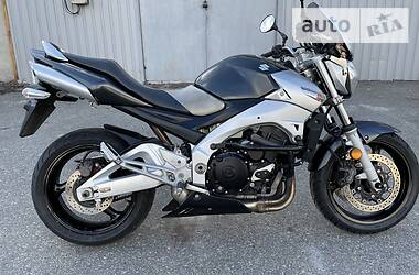 Мотоцикл Классік Suzuki GSR 600 2007 в Дніпрі