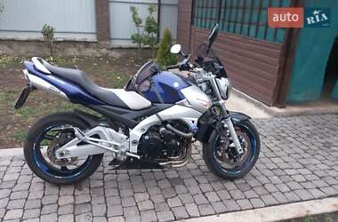 Мотоцикл Без обтекателей (Naked bike) Suzuki GSR 600 2007 в 