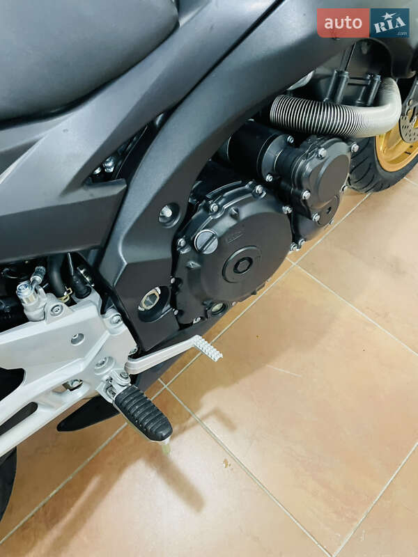 Мотоцикл Без обтікачів (Naked bike) Suzuki GSR 600 2010 в Києві