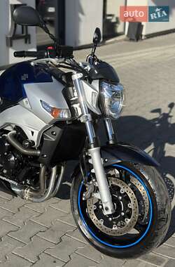 Мотоцикл Без обтекателей (Naked bike) Suzuki GSR 600 2006 в 