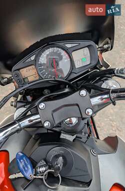 Мотоцикл Без обтекателей (Naked bike) Suzuki GSR 600 2010 в 