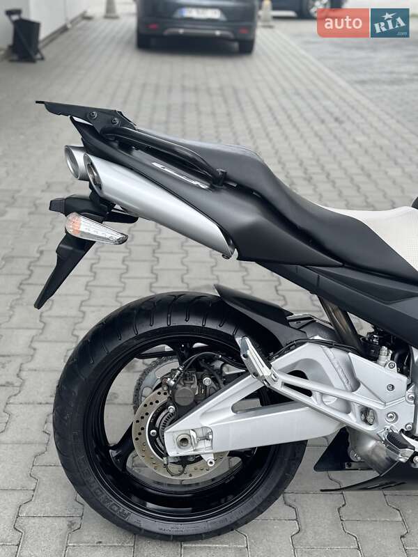 Мотоцикл Без обтекателей (Naked bike) Suzuki GSR 600 2007 в Ровно