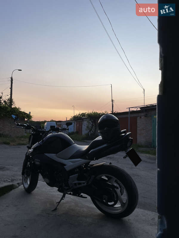 Спортбайк Suzuki GSR 600 2007 в Умани фото 11 Спортбайк Suzuki GSR 600 2007 в Умани