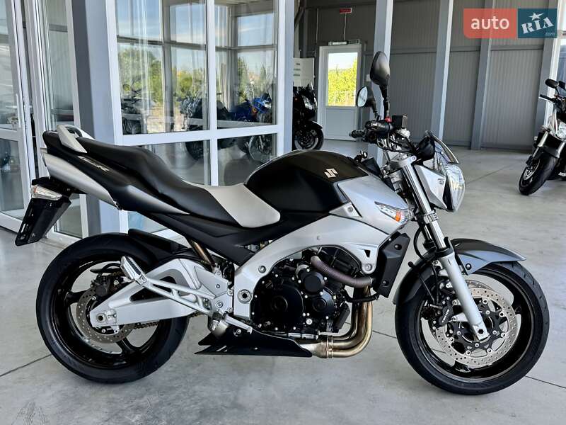 Мотоцикл Без обтікачів (Naked bike) Suzuki GSR 600 2006 в Хмельницькому