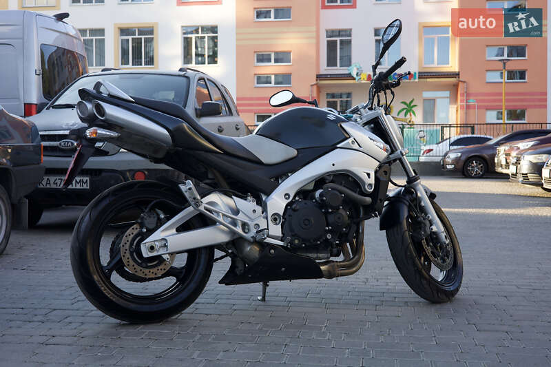 Мотоцикл Без обтекателей (Naked bike) Suzuki GSR 600 2007 в Виннице