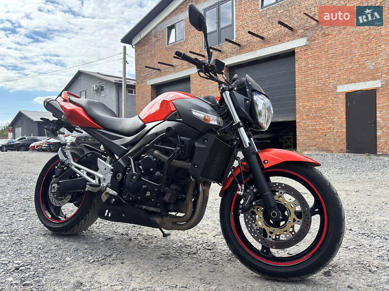 Мотоцикл Без обтекателей (Naked bike) Suzuki GSR 600 2010 в Виннице фото 2 Мотоцикл Без обтекателей (Naked bike) Suzuki GSR 600 2010 в Виннице