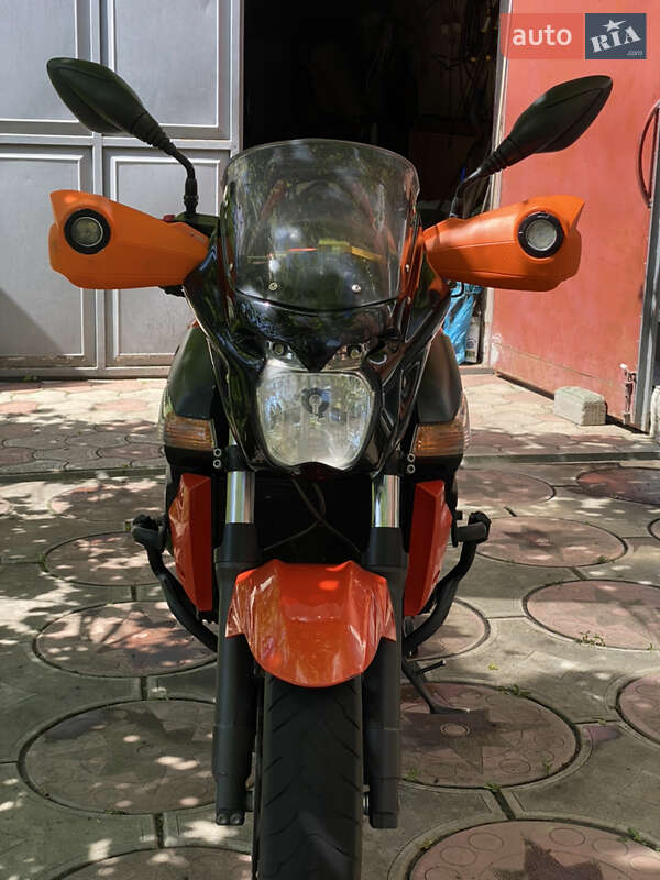 Мотоцикл Без обтекателей (Naked bike) Suzuki GSR 600 2007 в Люботине фото 5 Мотоцикл Без обтекателей (Naked bike) Suzuki GSR 600 2007 в Люботине