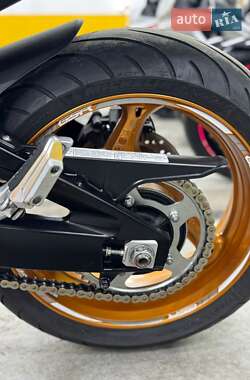 Мотоцикл Без обтекателей (Naked bike) Suzuki GSR 600 2010 в 