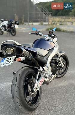 Мотоцикл Без обтекателей (Naked bike) Suzuki GSR 600 2007 в 