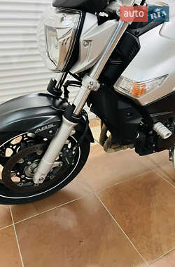 Мотоцикл Без обтікачів (Naked bike) Suzuki GSR 600 2008 в 