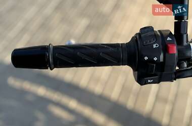 Мотоцикл Без обтікачів (Naked bike) Suzuki GSR 600 2008 в 