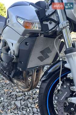 Мотоцикл Спорт-туризм Suzuki GSR 600 2006 в 
