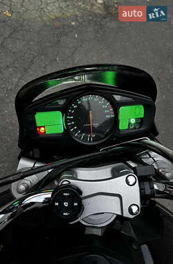 Мотоцикл Без обтікачів (Naked bike) Suzuki GSR 600 2007 в  фото 6 Мотоцикл Без обтікачів (Naked bike) Suzuki GSR 600 2007 в