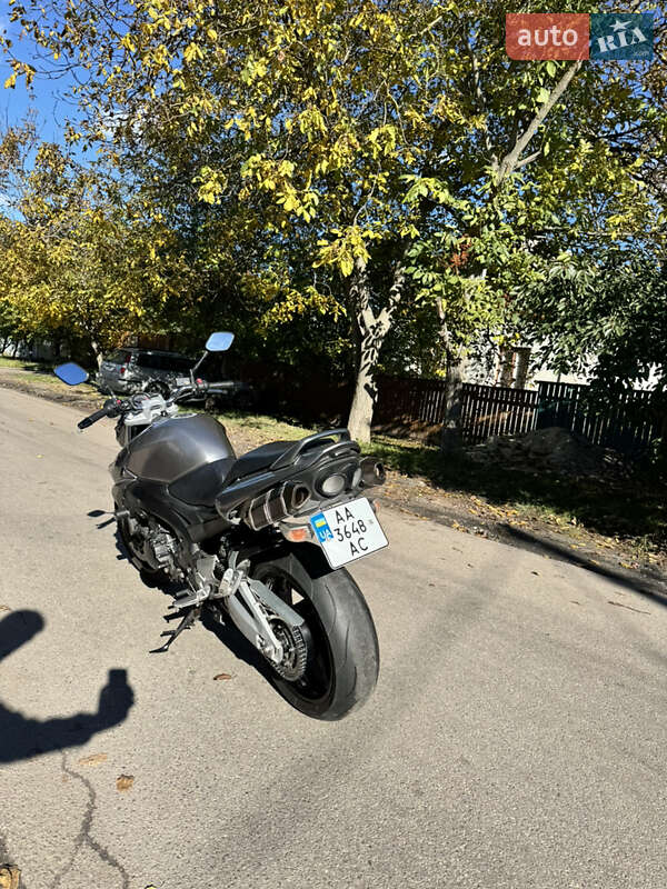 Мотоцикл Без обтекателей (Naked bike) Suzuki GSR 600 2010 в Киеве