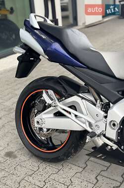 Мотоцикл Без обтекателей (Naked bike) Suzuki GSR 600 2007 в  фото 15 Мотоцикл Без обтекателей (Naked bike) Suzuki GSR 600 2007 в