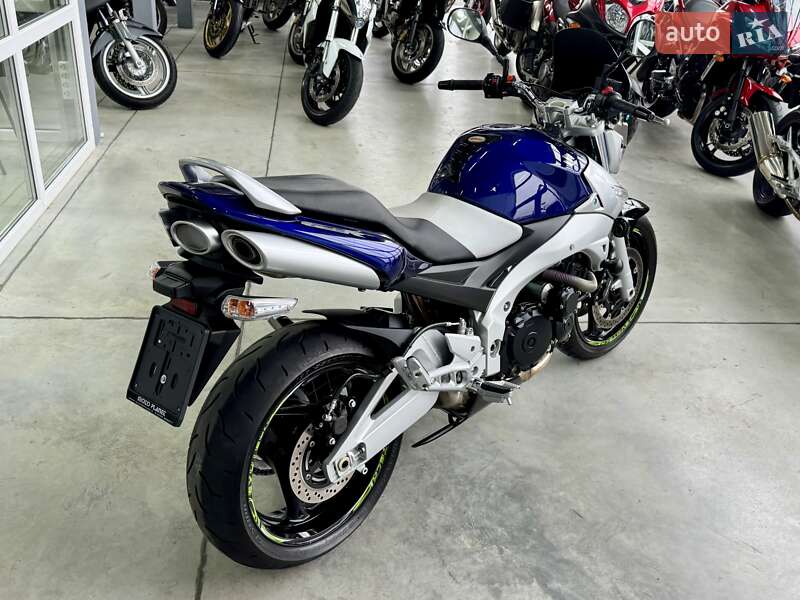 Мотоцикл Без обтекателей (Naked bike) Suzuki GSR 600 2008 в Хмельницком