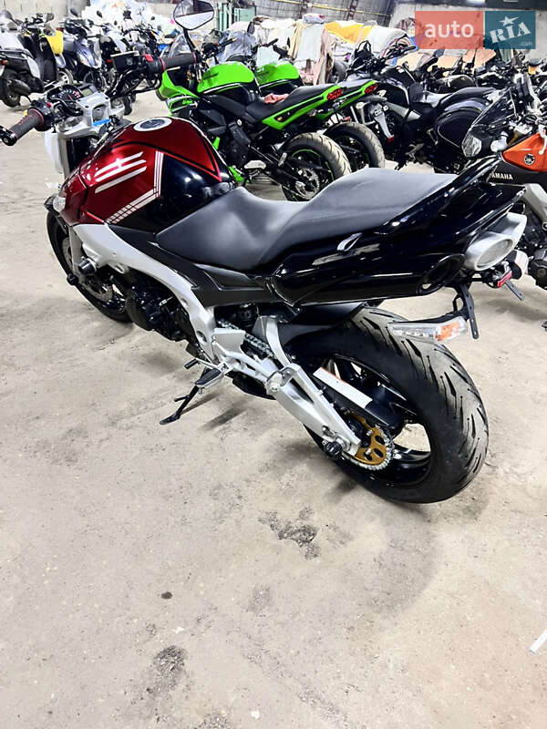 Мотоцикл Без обтікачів (Naked bike) Suzuki GSR 600 2009 в Житомирі фото 2 Мотоцикл Без обтікачів (Naked bike) Suzuki GSR 600 2009 в Житомирі