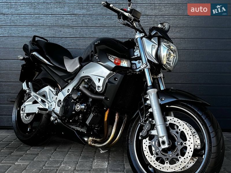 Suzuki GSR 600 2006