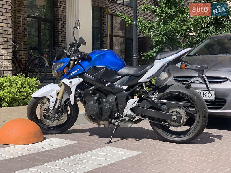 Мотоцикл Без обтекателей (Naked bike) Suzuki GSR 750 2015 в Киеве