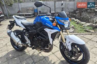 Мотоцикл Без обтекателей (Naked bike) Suzuki GSR 750 2013 в 