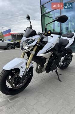 Мотоцикл Без обтекателей (Naked bike) Suzuki GSR 750 2011 в 